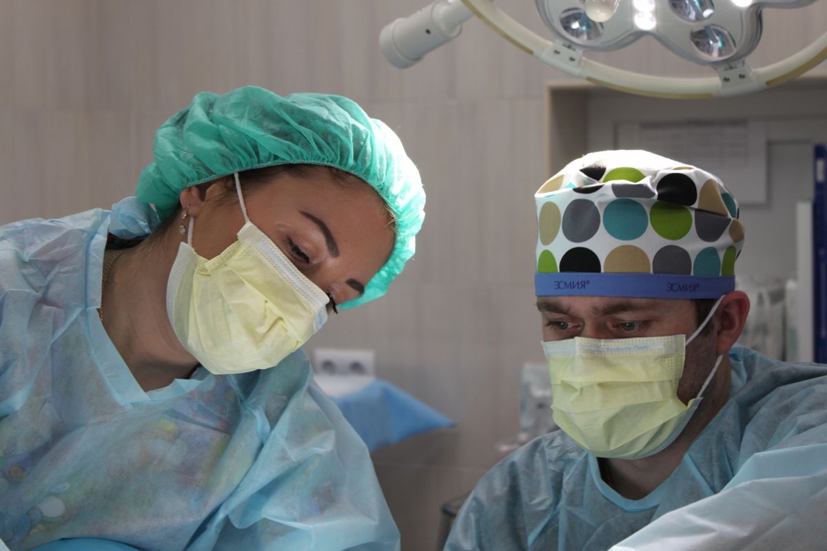 A cardiac catheterization procedure in the 24/7 cath lab