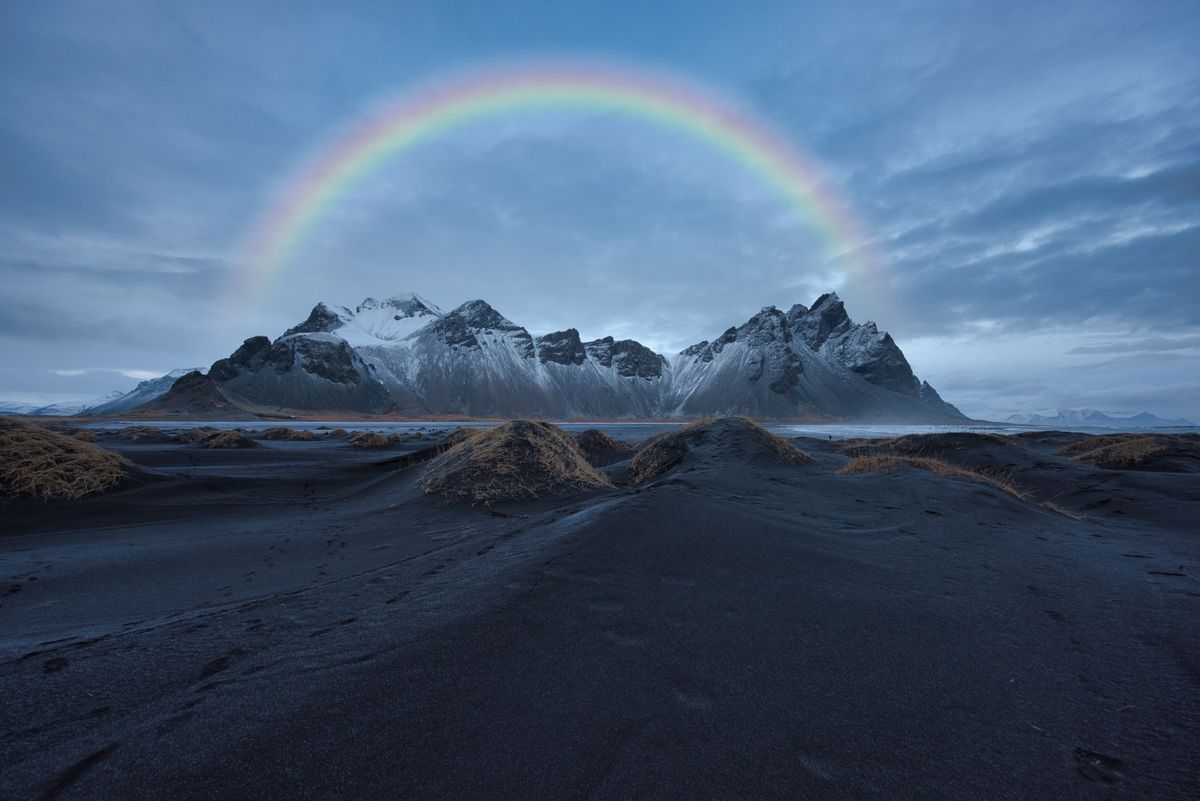 A bright, hopeful horizon